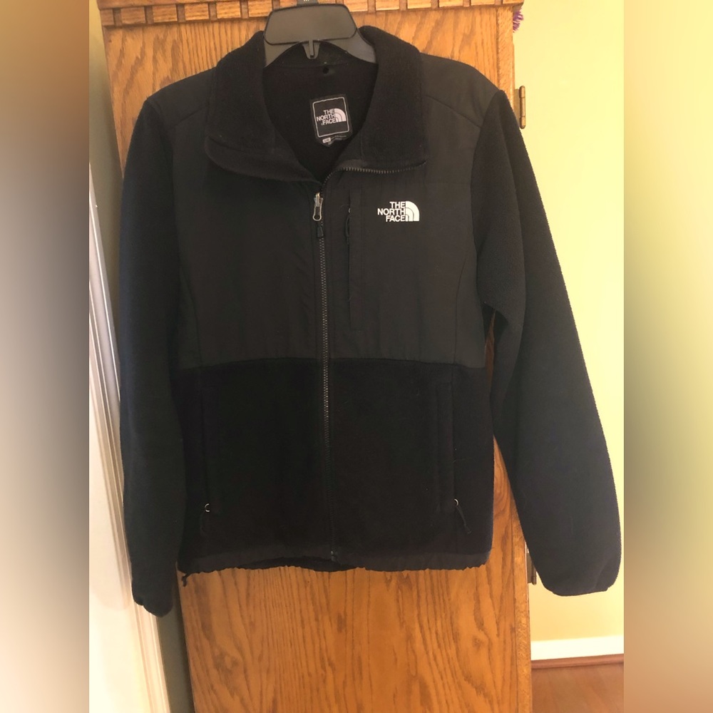 Womens black Northface jacket